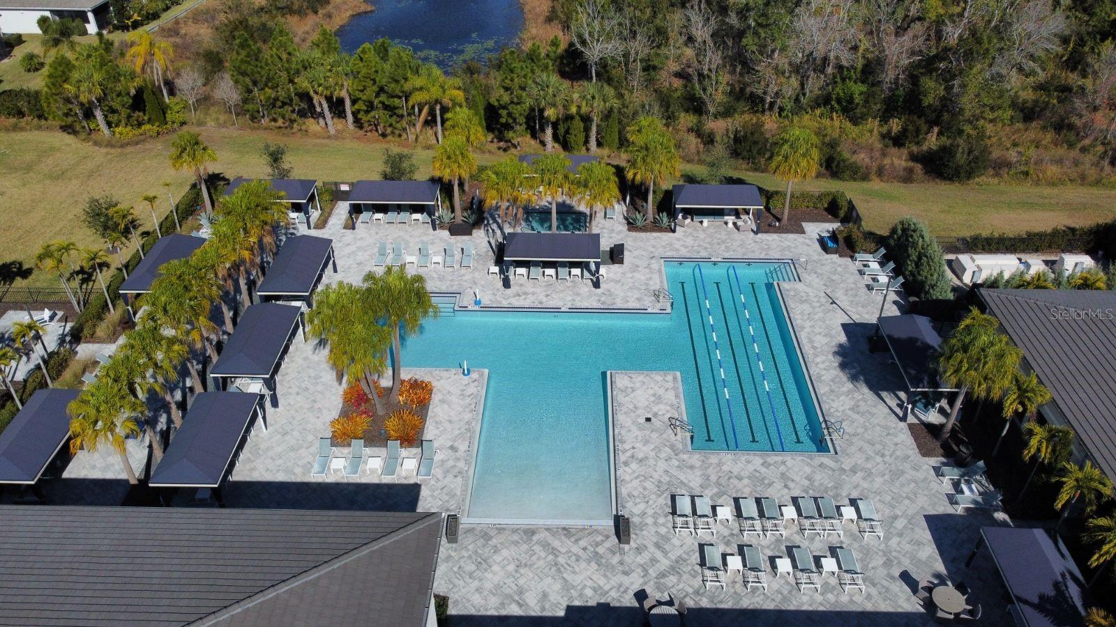 Listing photo id 96 for 5013 Sevilla Shores Drive