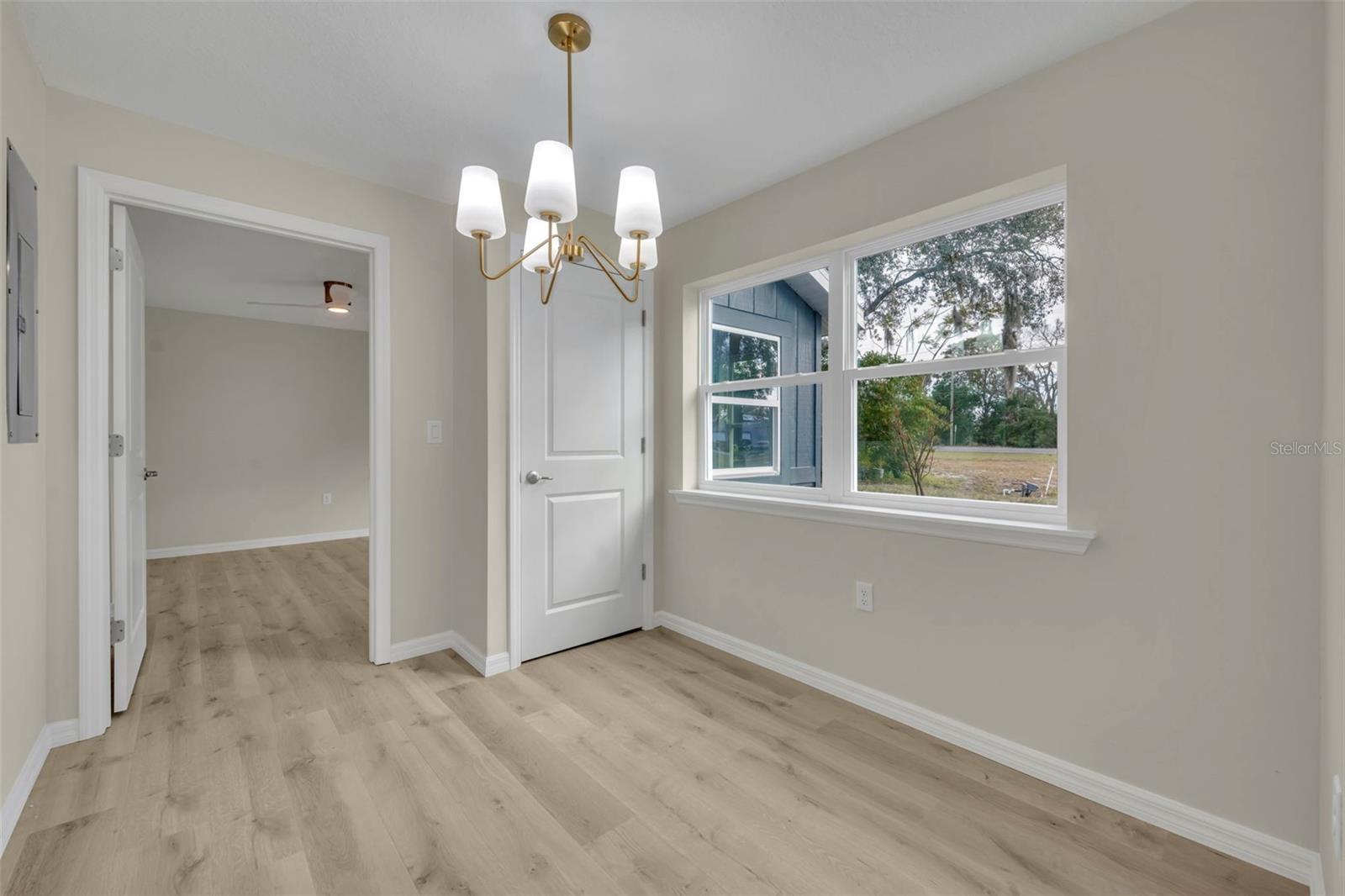 Image 21 of 40 For 31201 Merry Rd