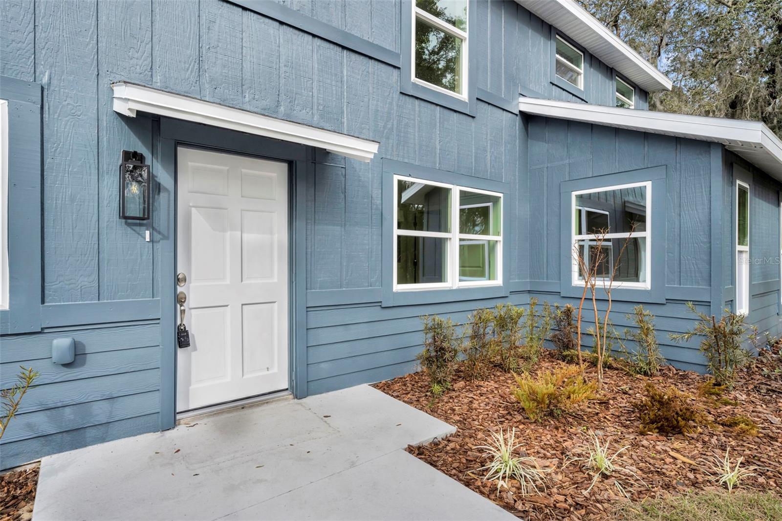 Image 3 of 40 For 31201 Merry Rd