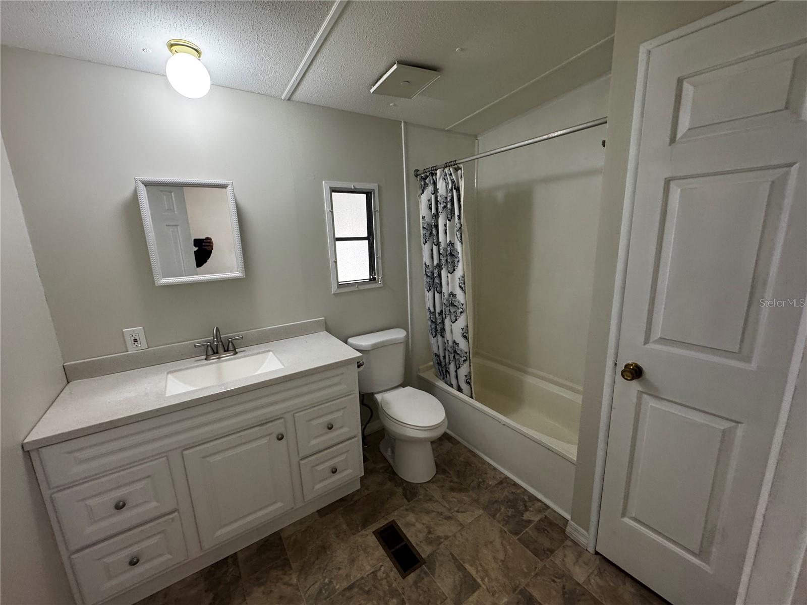 Image 12 of 14 For 1003 Oren Avenue