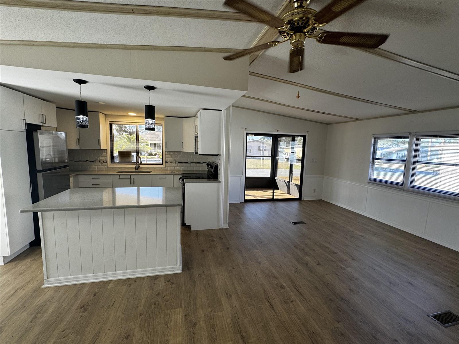 Image 3 of 14 For 1003 Oren Avenue