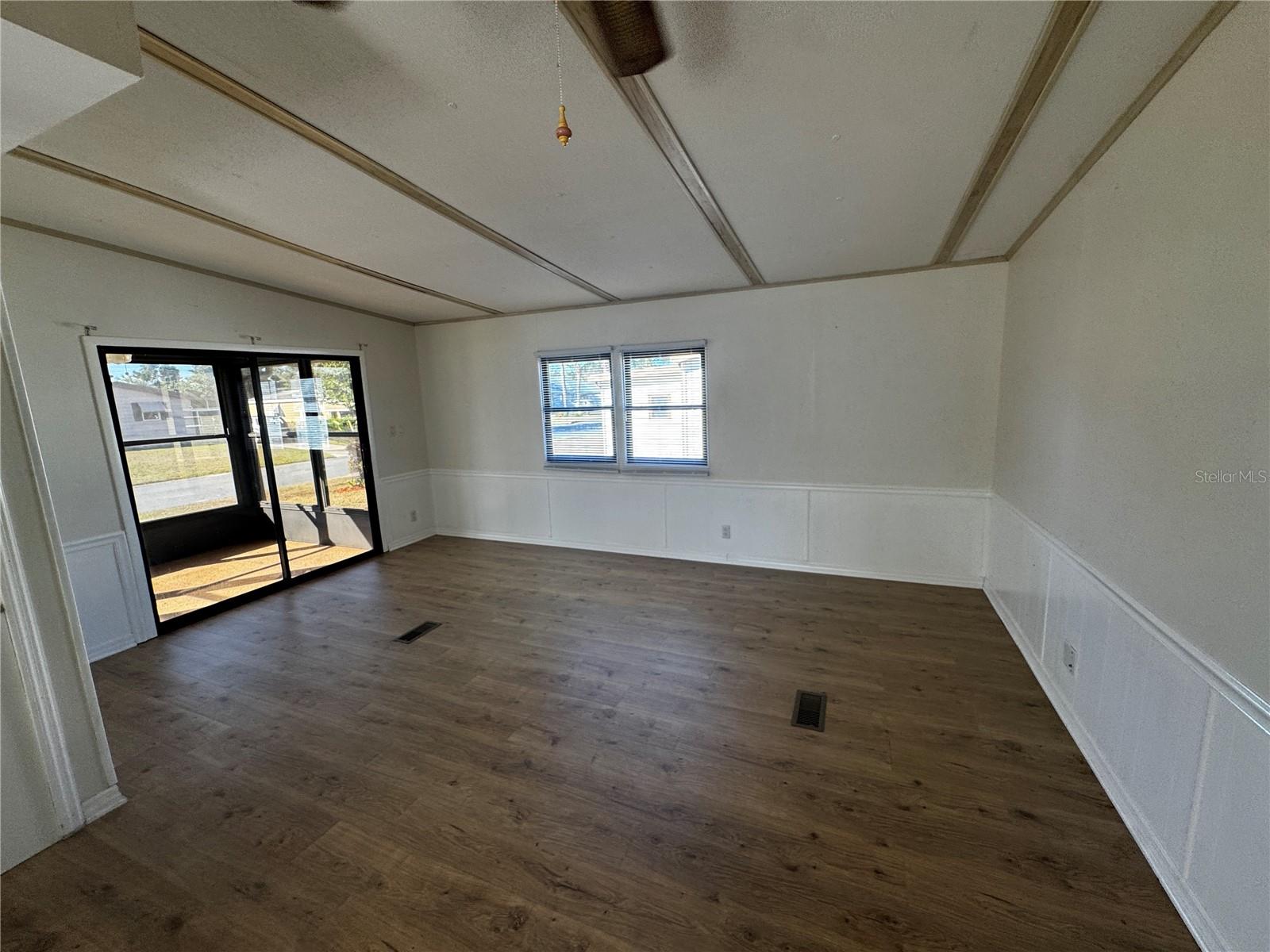 Image 6 of 14 For 1003 Oren Avenue