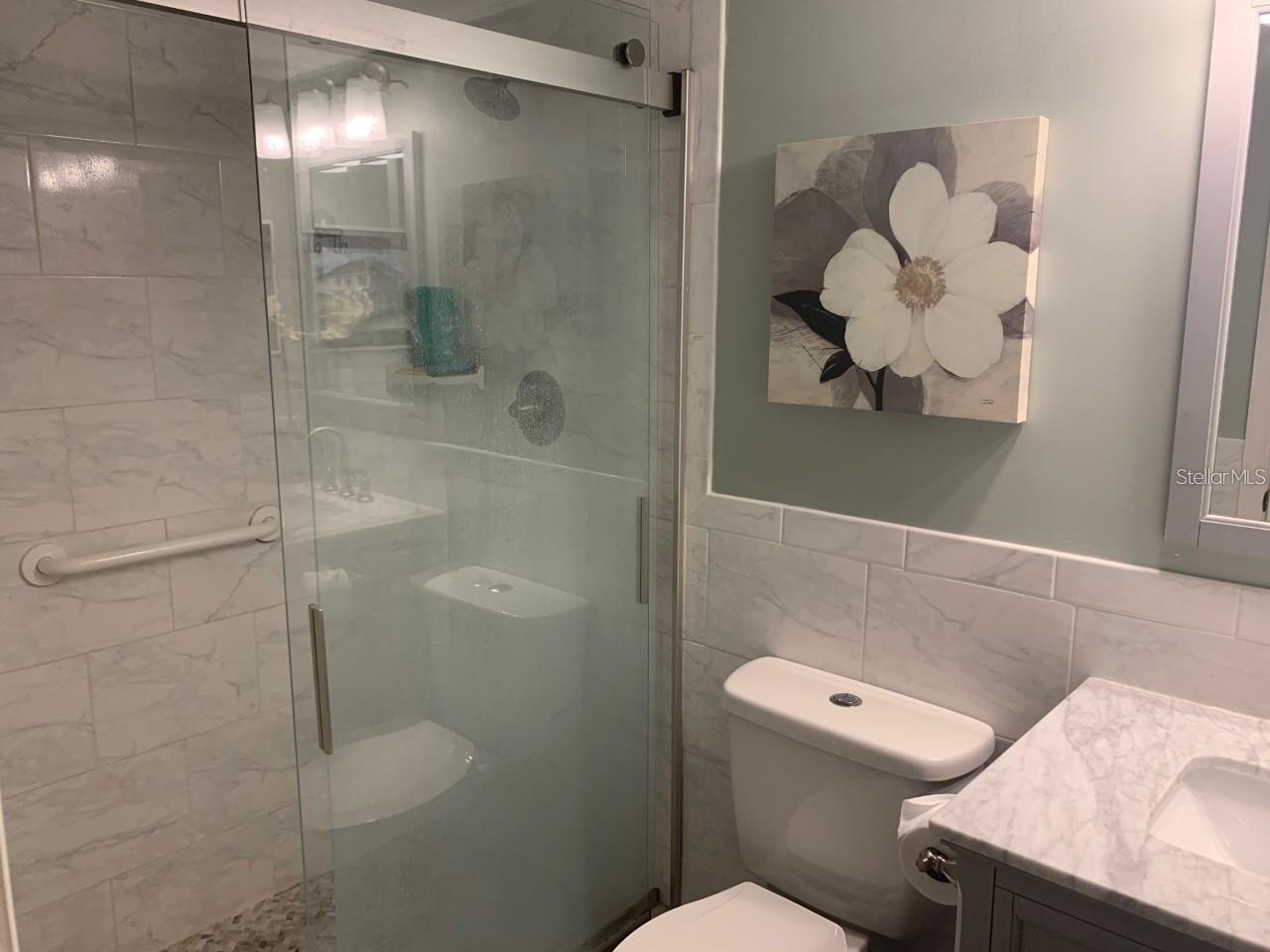 Image 11 of 15 For 1051 Highland Street 4c