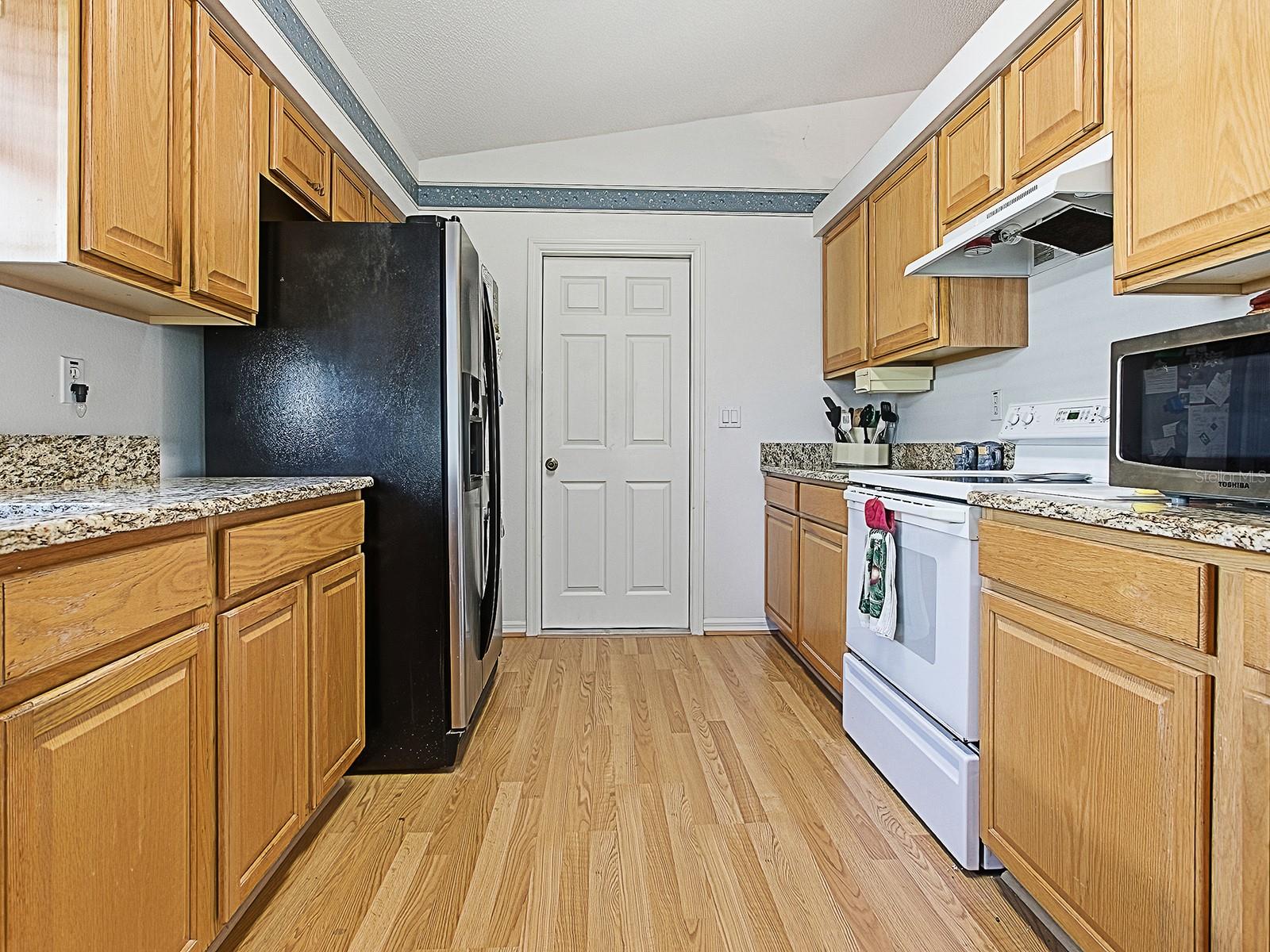 Image 13 of 36 For 32747 Timberwood Drive