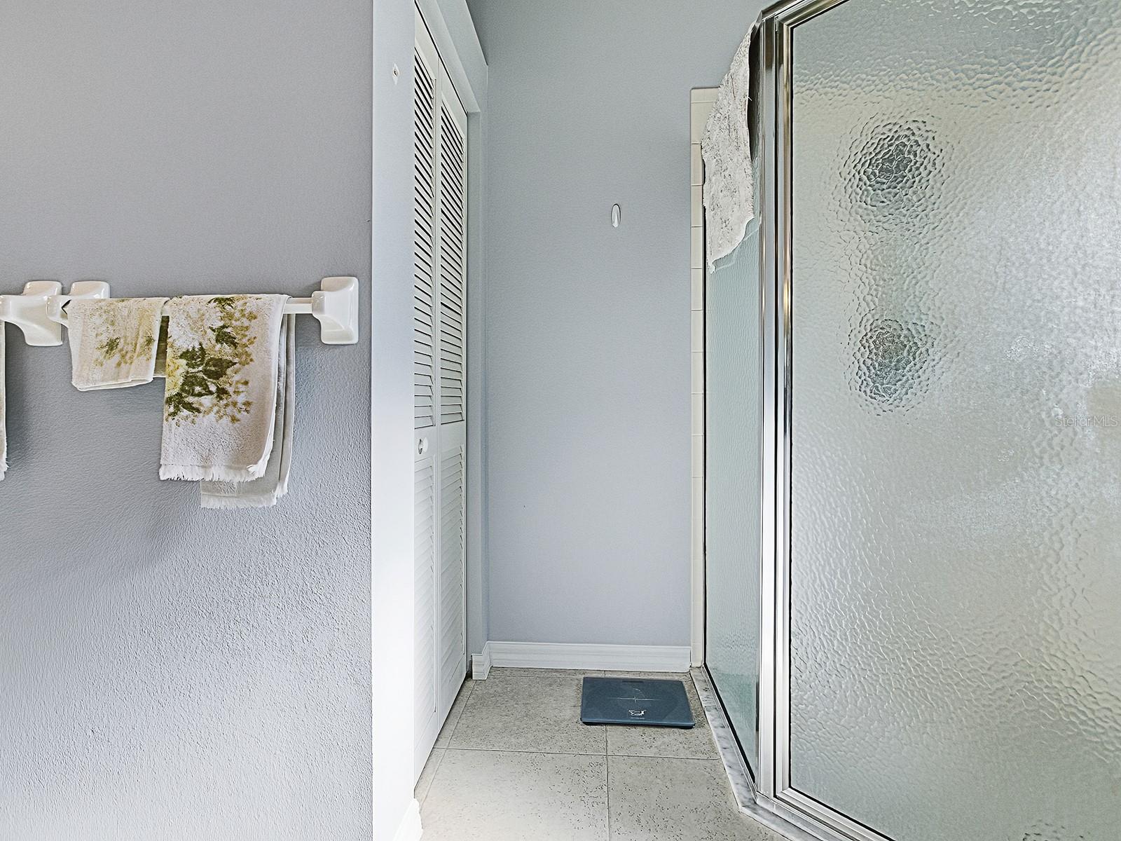 Image 23 of 36 For 32747 Timberwood Drive