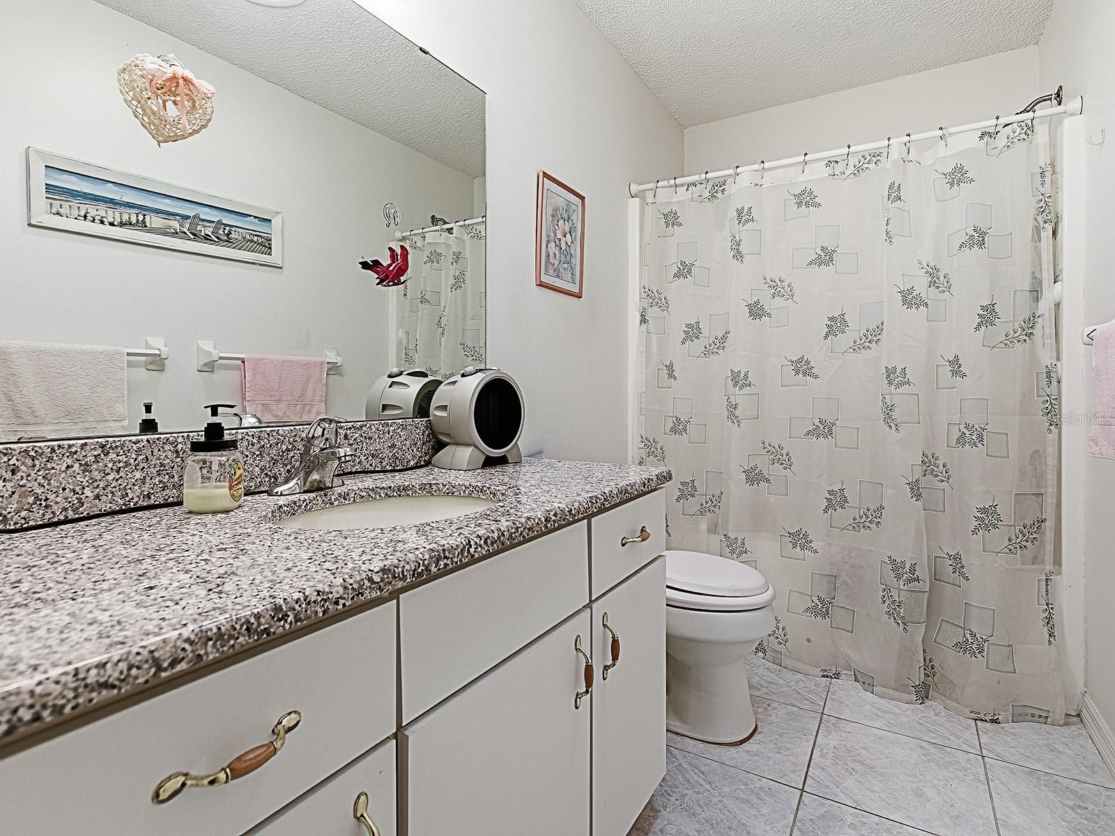 Image 26 of 36 For 32747 Timberwood Drive