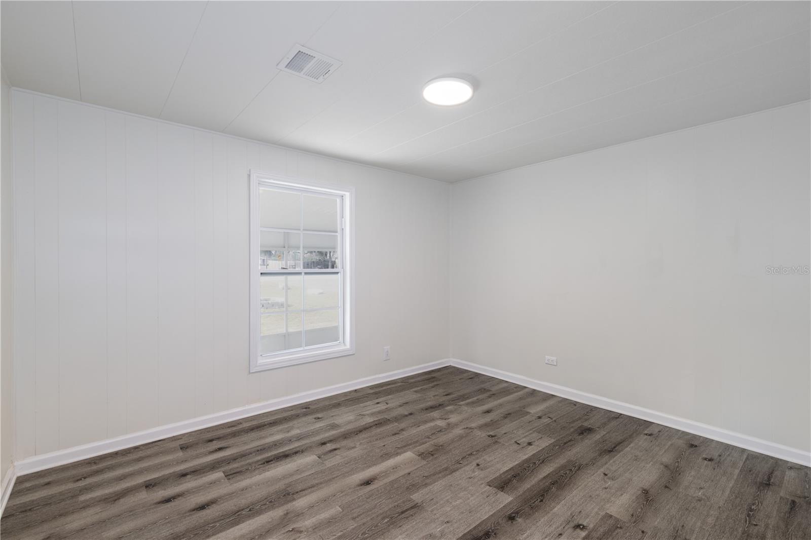 Image 11 of 43 For 11807 Ocklawaha Drive