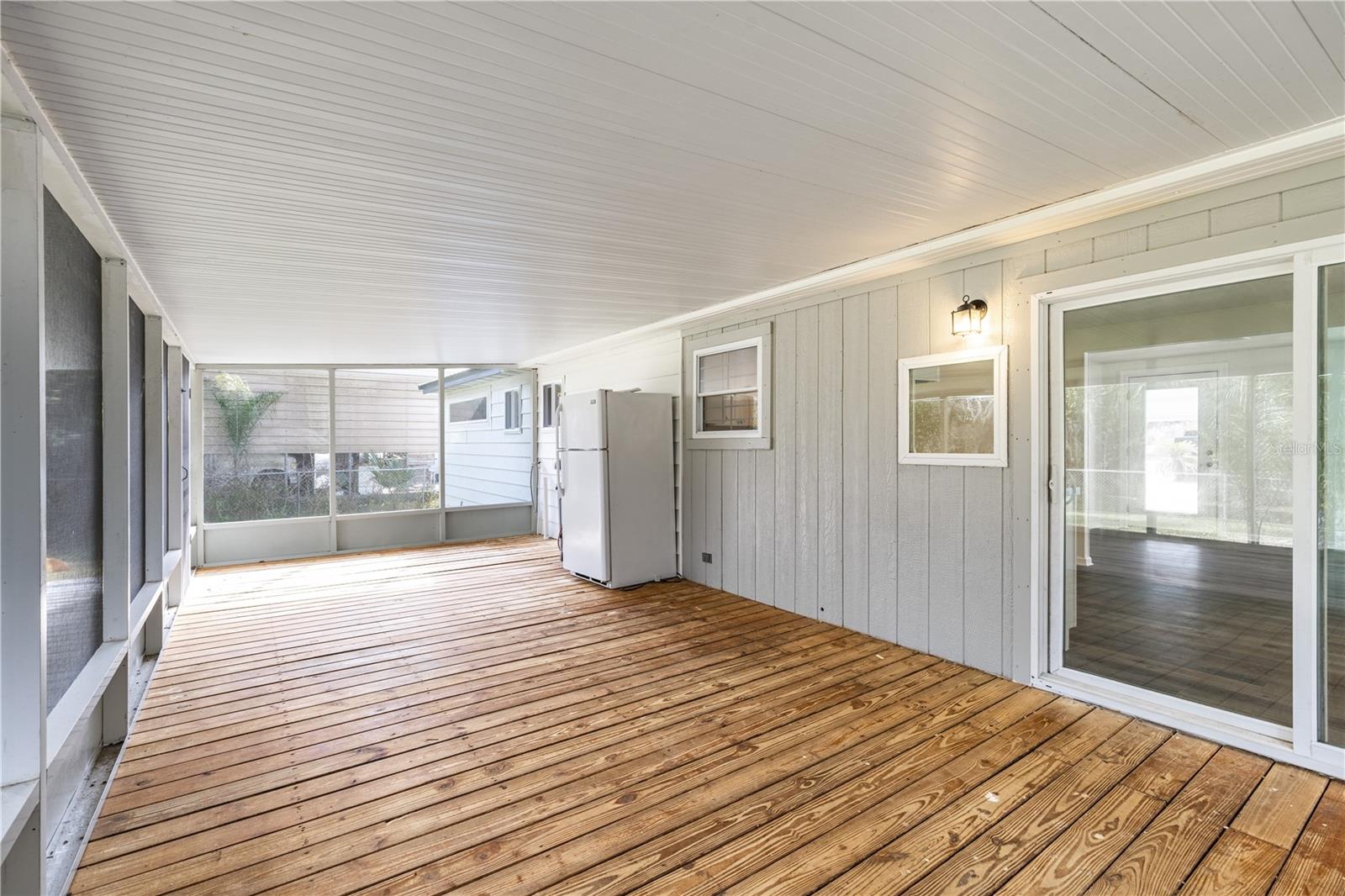 Image 18 of 43 For 11807 Ocklawaha Drive