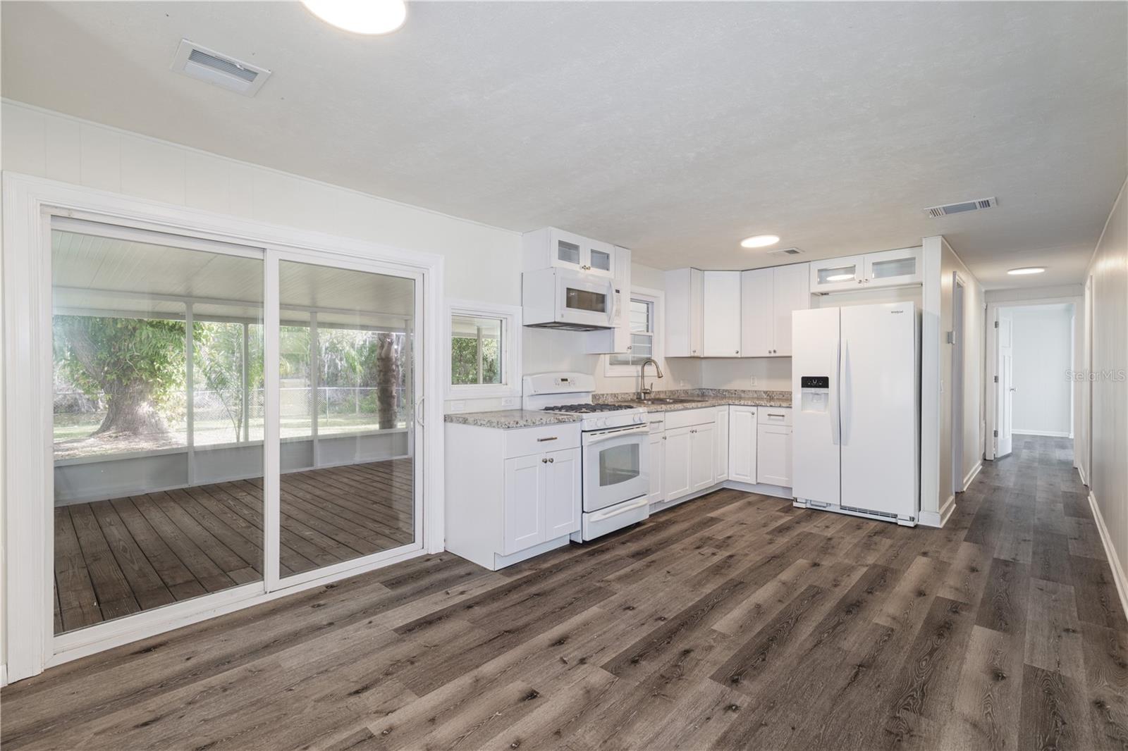 Image 7 of 43 For 11807 Ocklawaha Drive