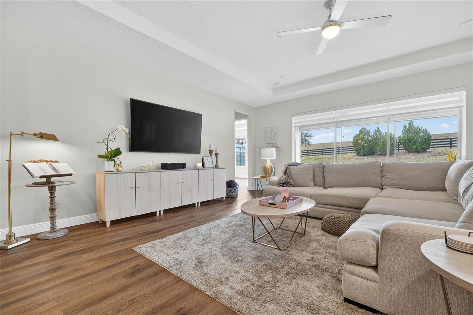 Image 13 of 94 For 910 Zeek Ridge Court