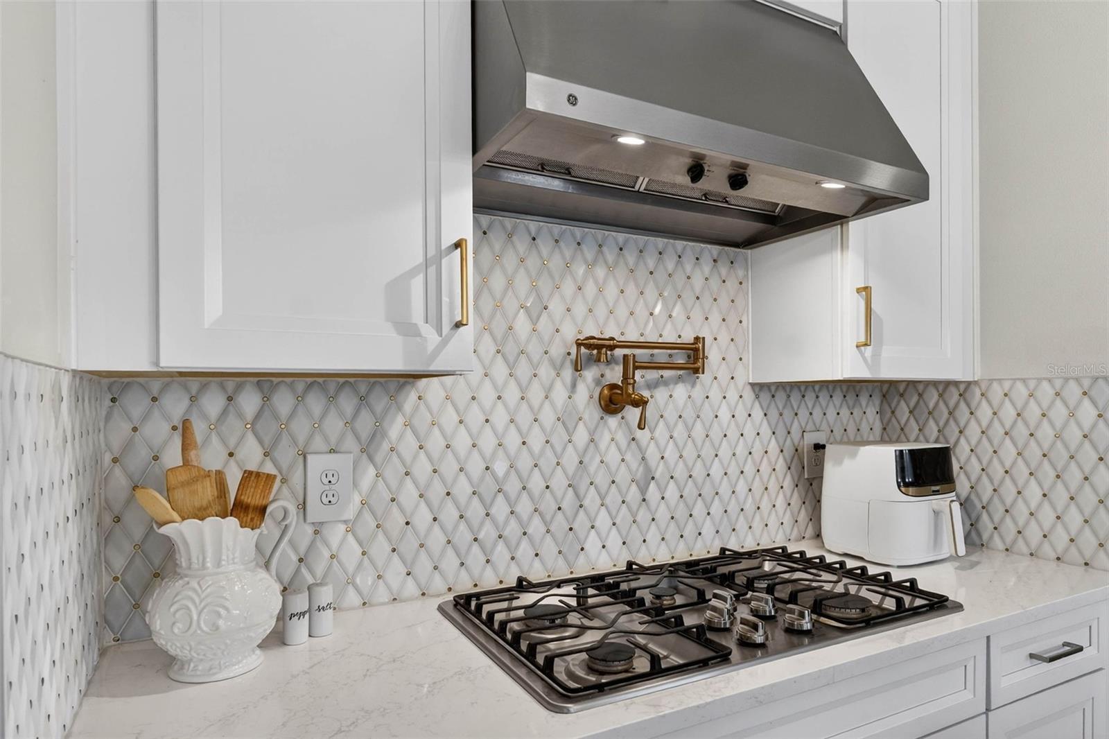 Image 25 of 94 For 910 Zeek Ridge Court