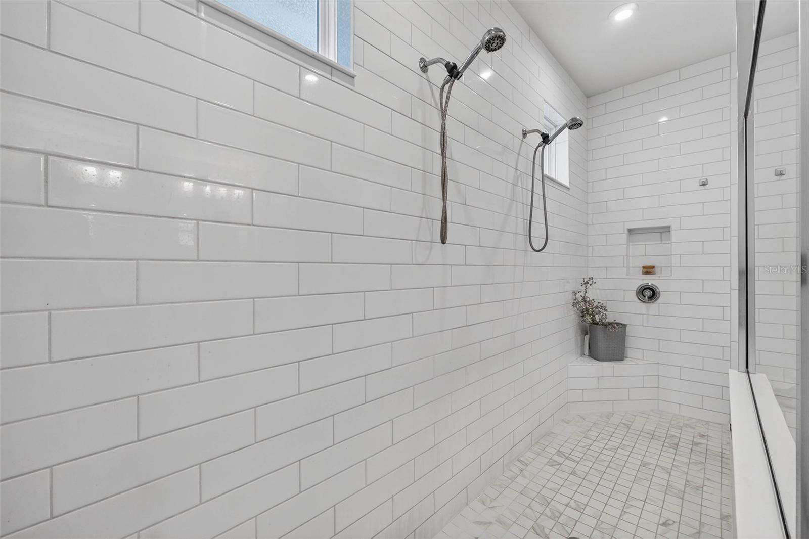 Image 34 of 94 For 910 Zeek Ridge Court