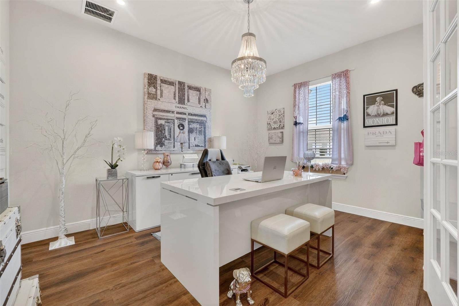 Image 52 of 94 For 910 Zeek Ridge Court