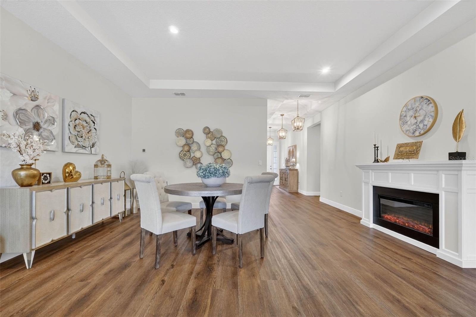 Image 6 of 94 For 910 Zeek Ridge Court