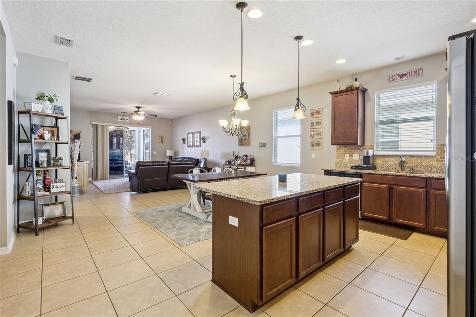 Image 15 of 61 For 1127 White Water Bay Drive