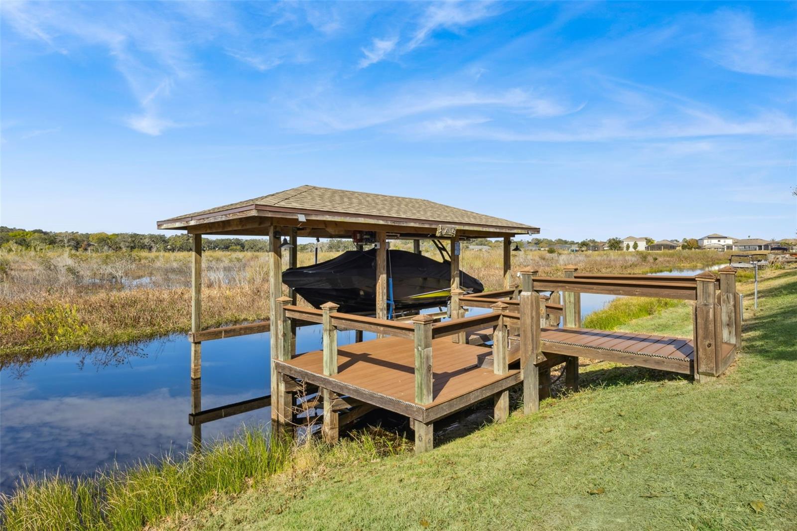 Image 35 of 61 For 1127 White Water Bay Drive