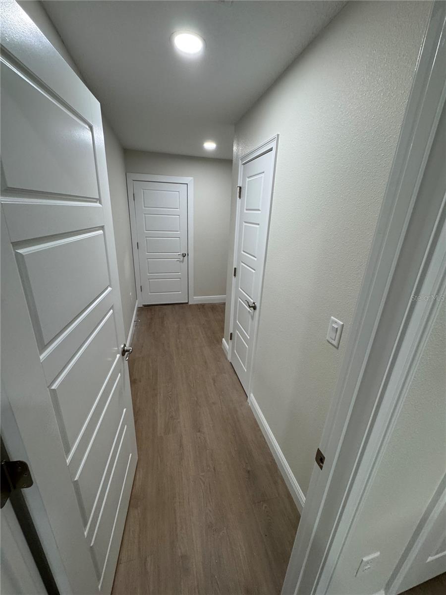 Image 17 of 40 For 10244 Athenia Drive