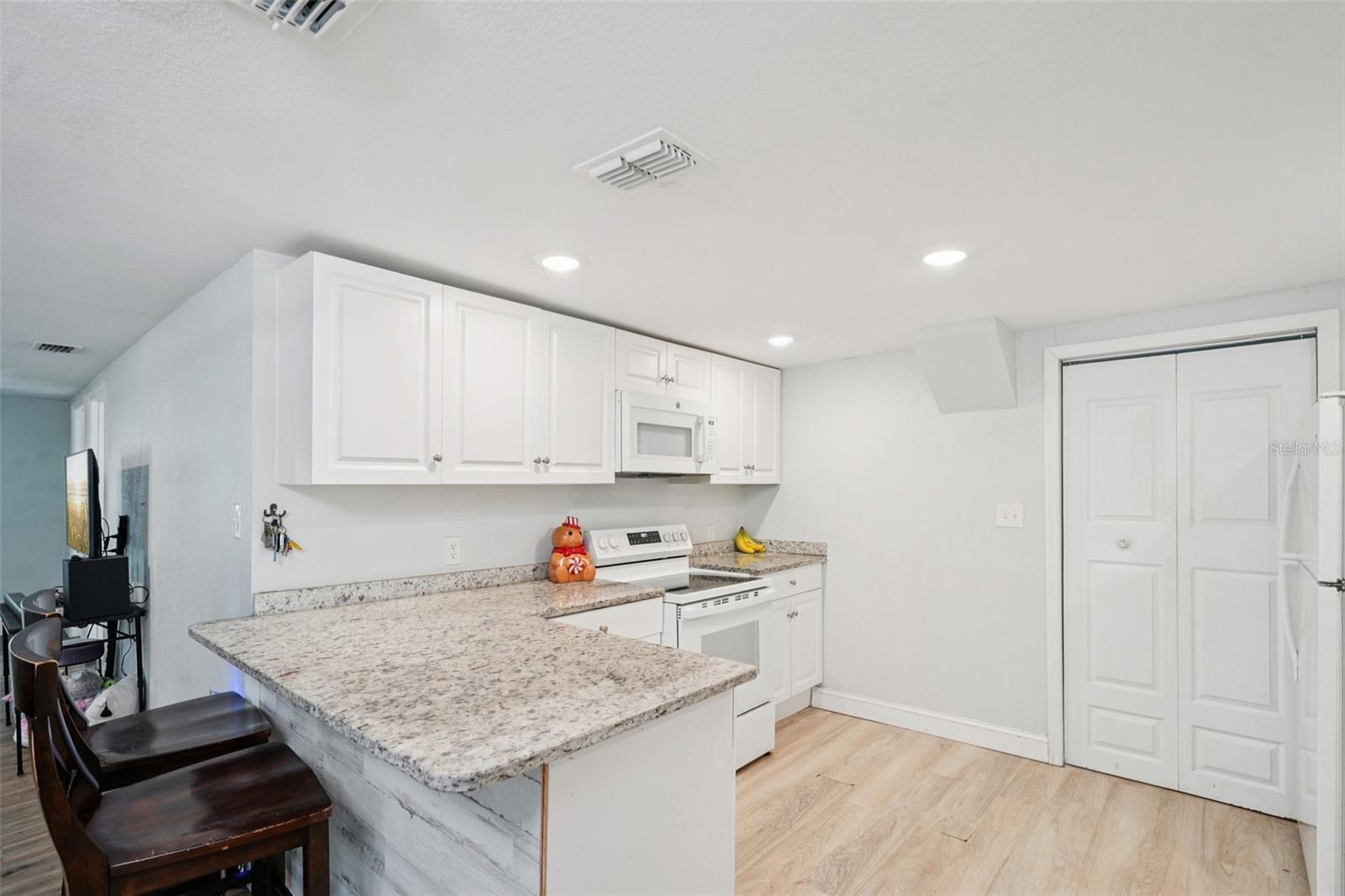 Image 12 of 29 For 2432 2nd Street