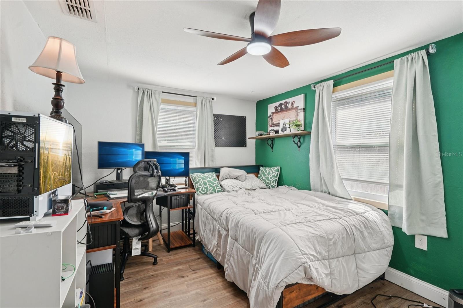 Image 19 of 29 For 2432 2nd Street