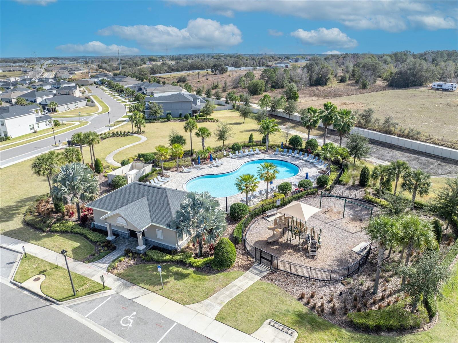 Image 39 of 63 For 2821 Hilltop Road