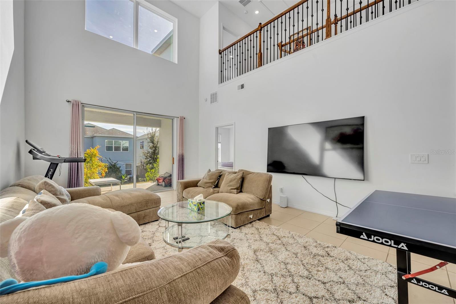 Image 7 of 63 For 2821 Hilltop Road