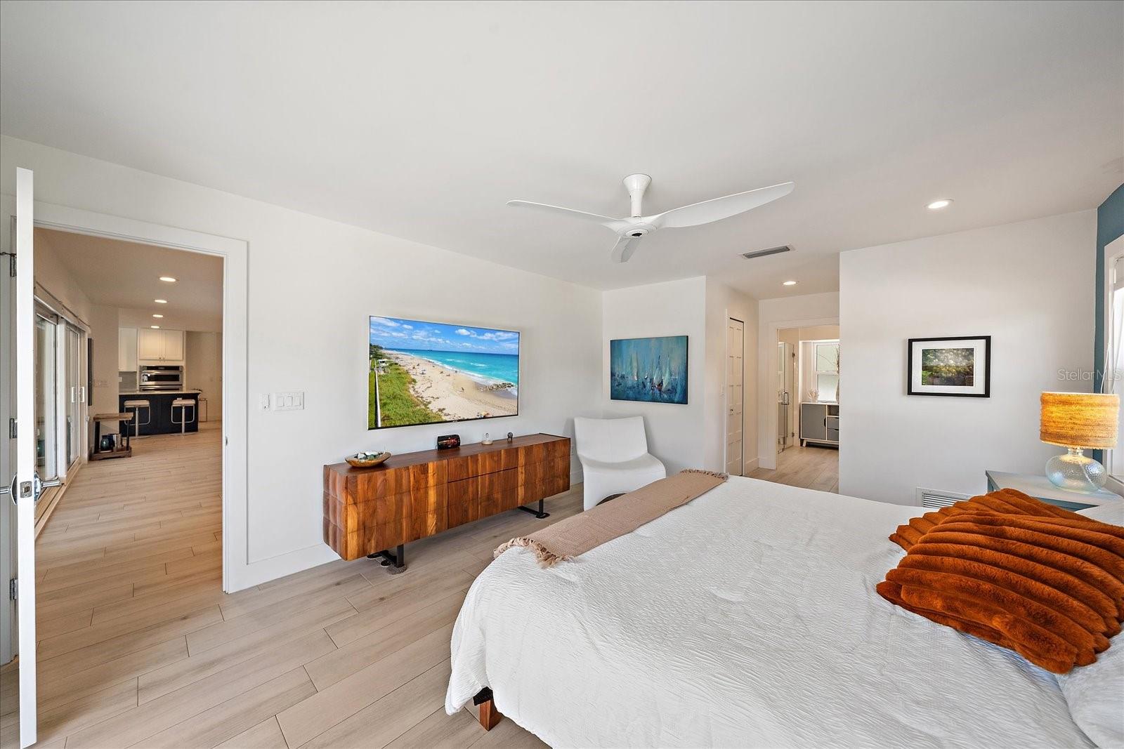 Image 28 of 56 For 5155 Hidden Harbor Road