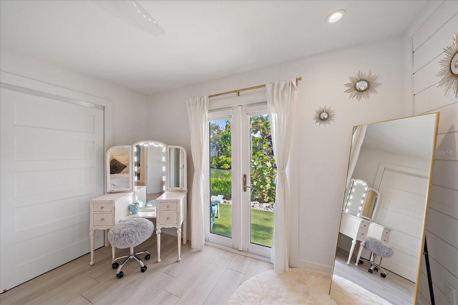 Image 34 of 56 For 5155 Hidden Harbor Road