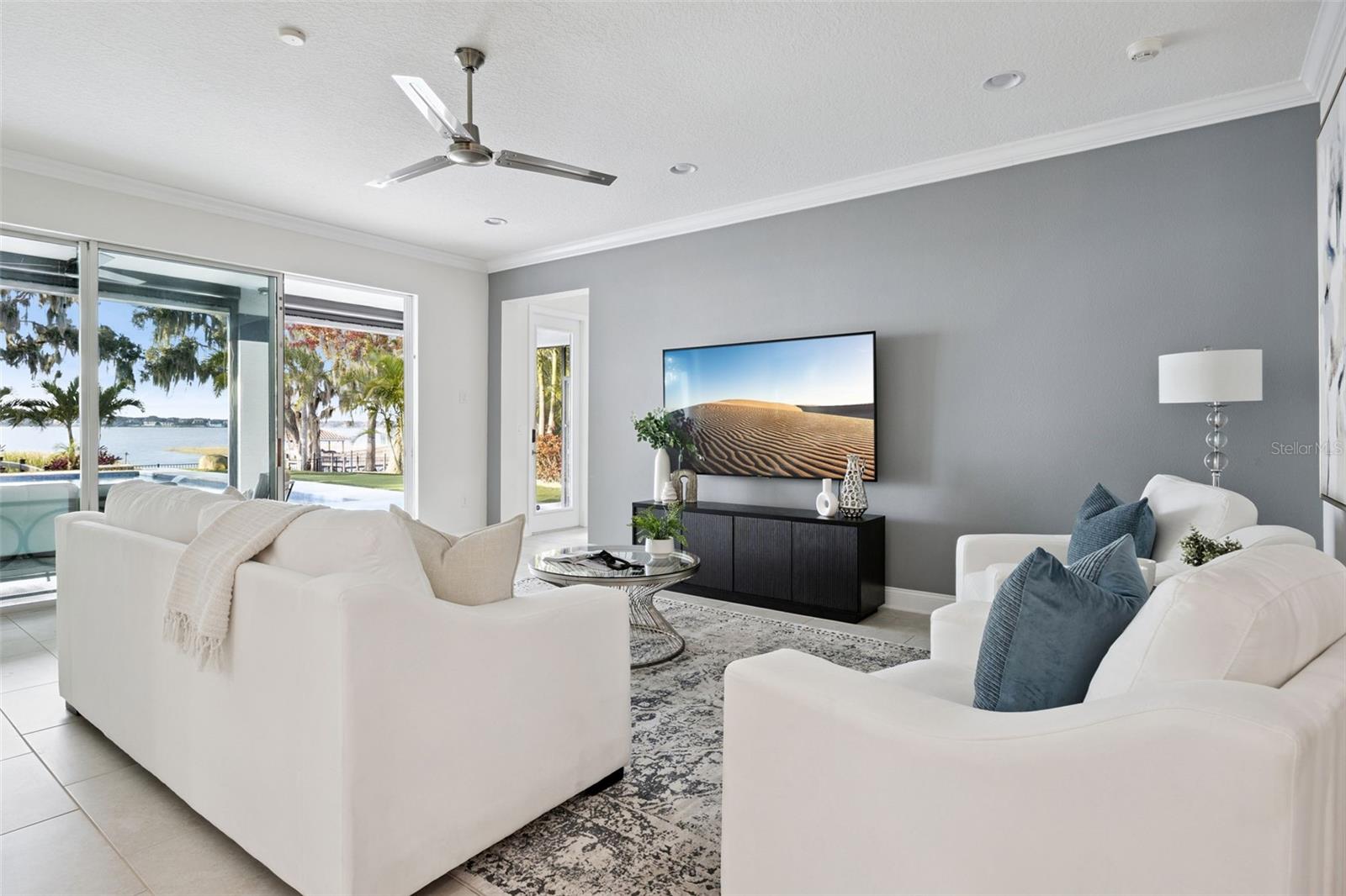 Image 11 of 85 For 16038 Johns Lake Overlook Drive