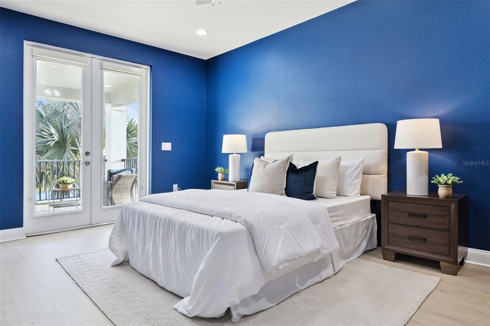 Image 27 of 85 For 16038 Johns Lake Overlook Drive