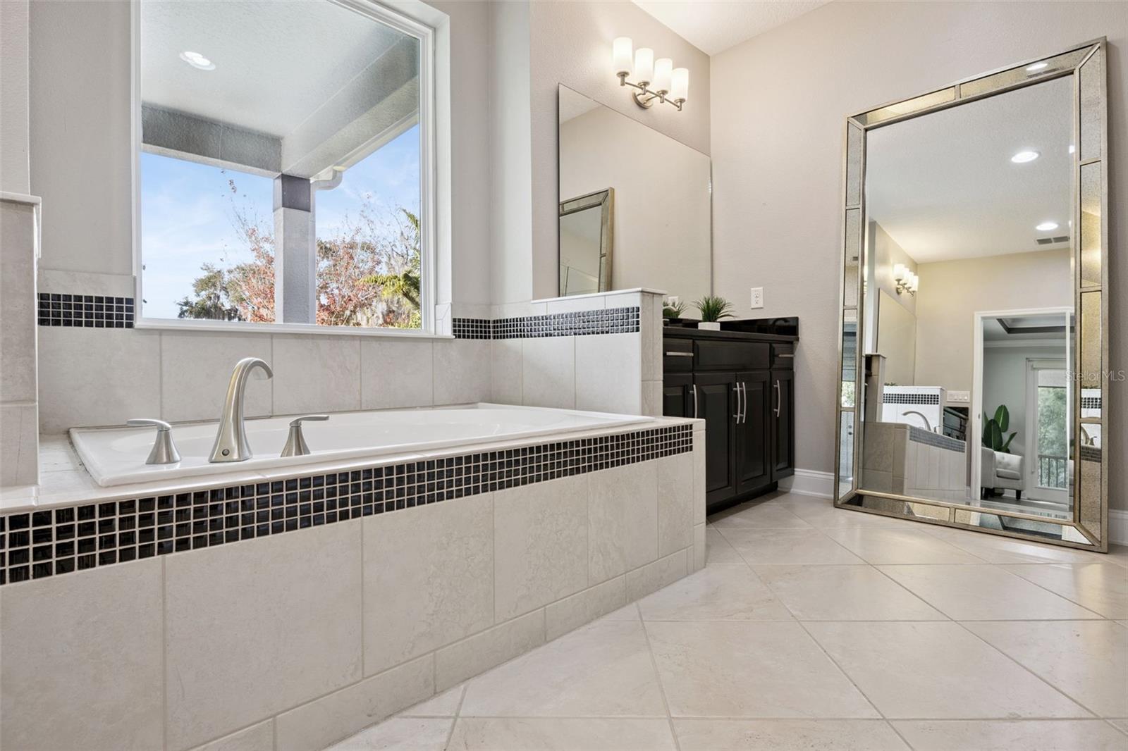 Image 30 of 85 For 16038 Johns Lake Overlook Drive