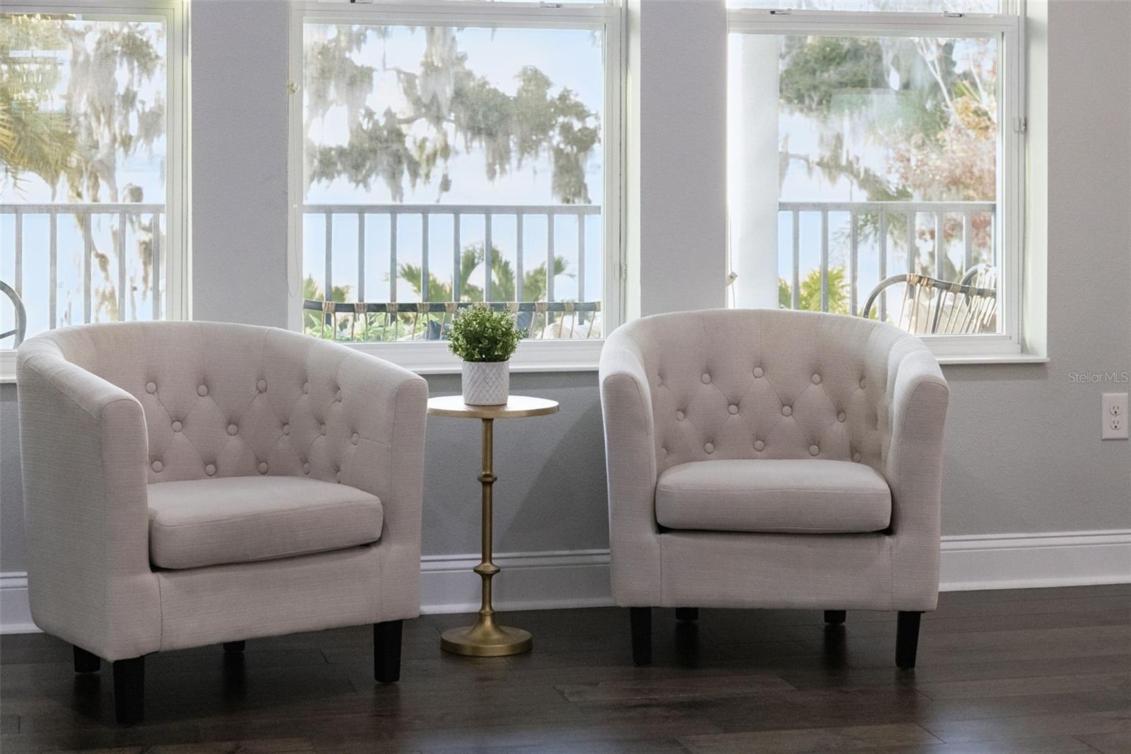 Image 41 of 85 For 16038 Johns Lake Overlook Drive