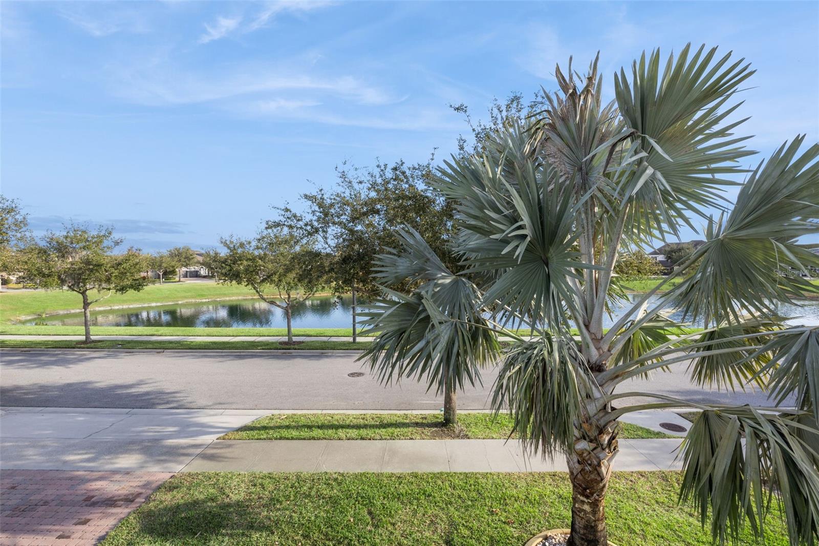 Image 72 of 85 For 16038 Johns Lake Overlook Drive