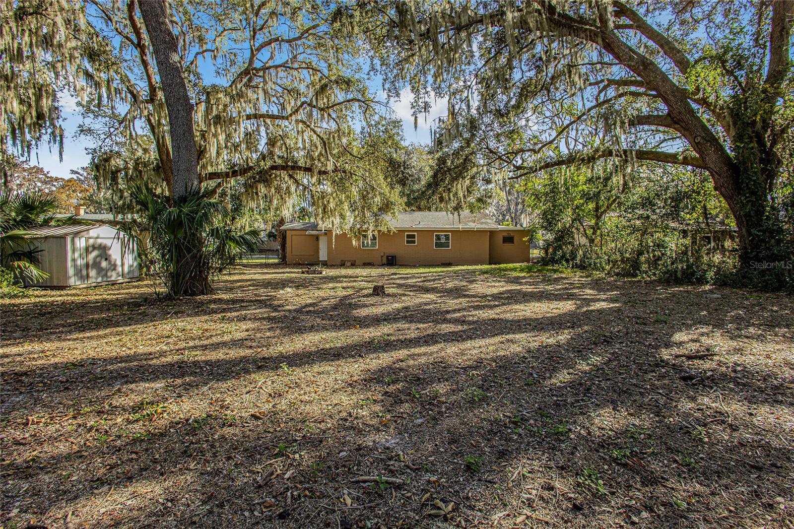 Image 14 of 16 For 1607 Lakeview Avenue