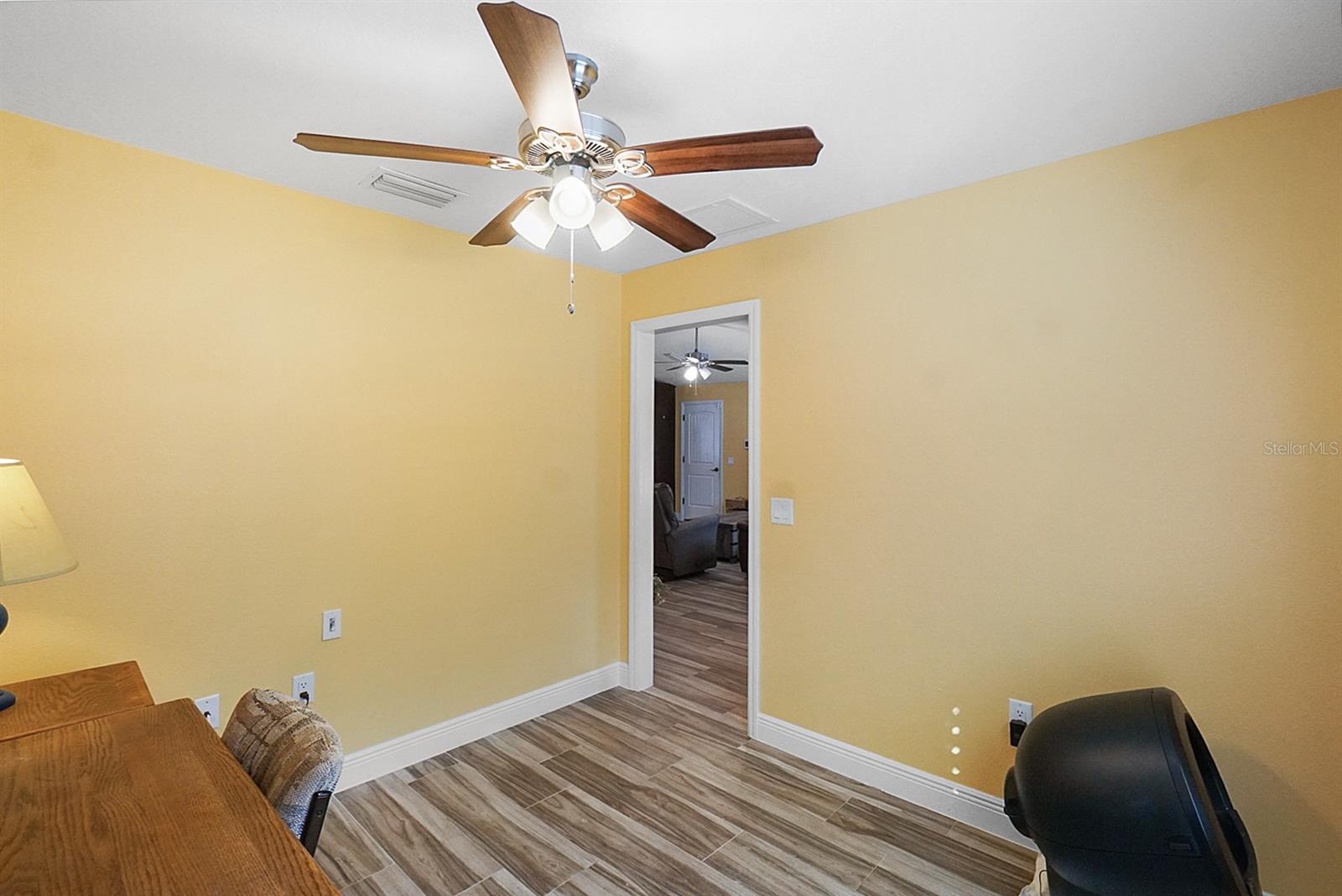 Image 15 of 41 For 9980 157th Lane