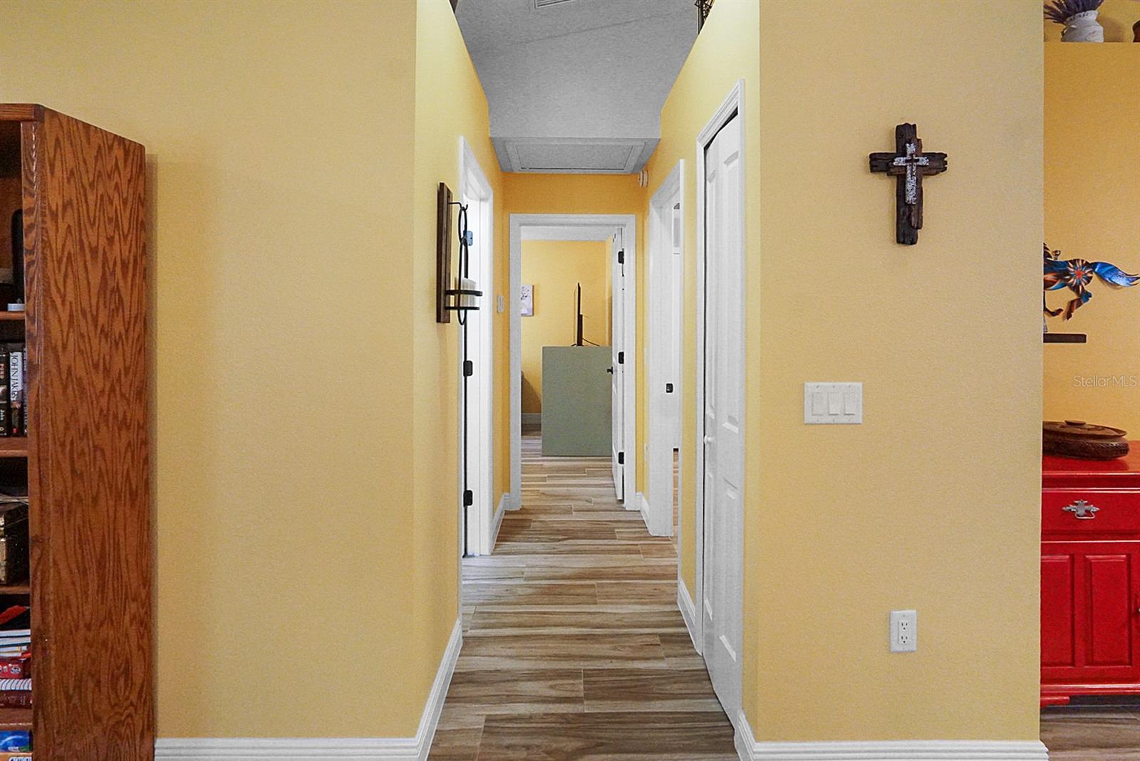 Image 16 of 41 For 9980 157th Lane