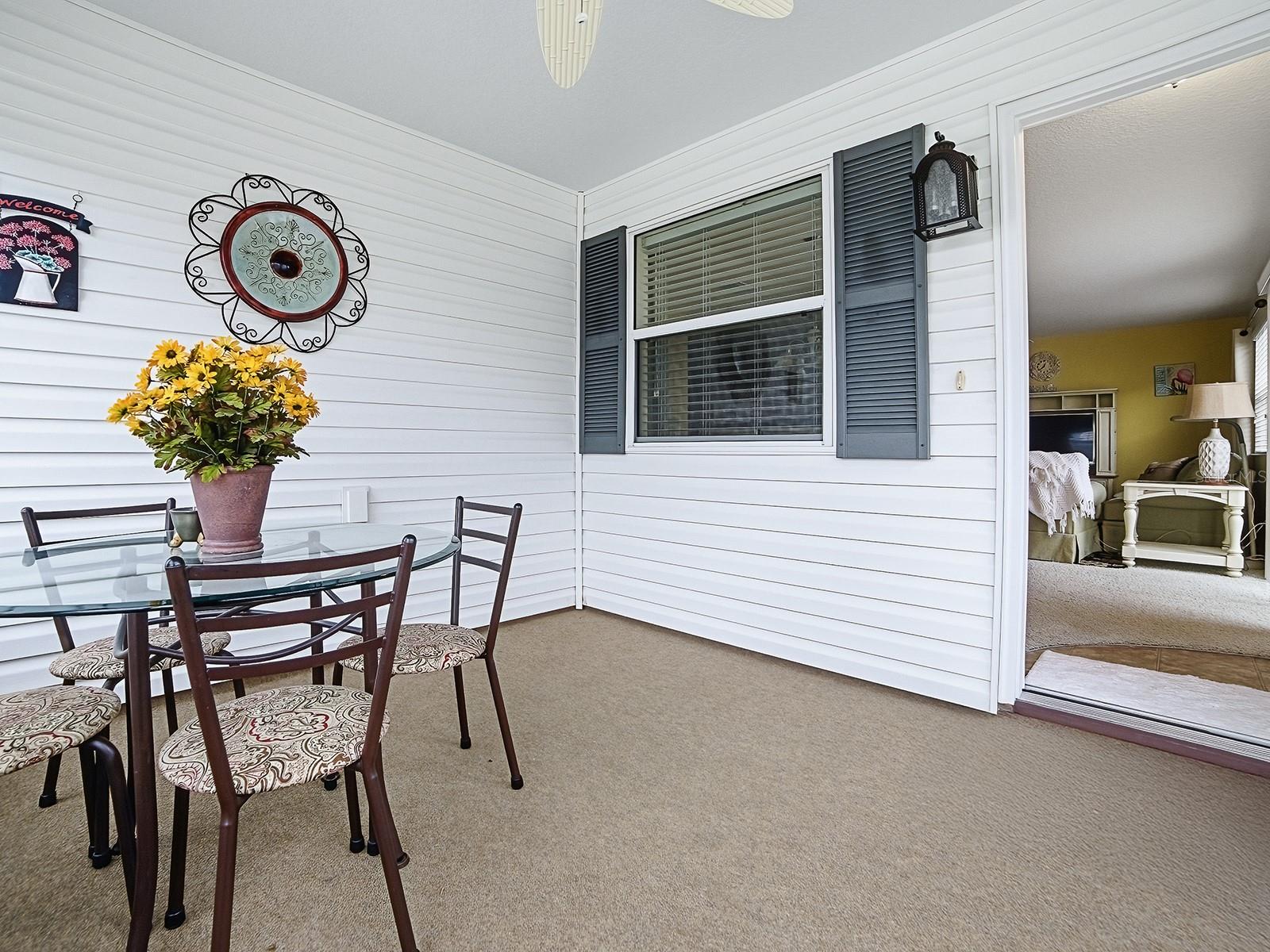 Image 10 of 35 For 1692 Indigo Avenue