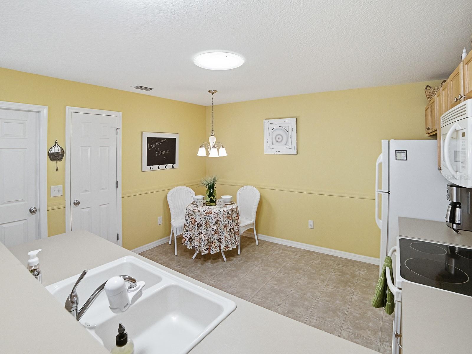 Image 33 of 35 For 1692 Indigo Avenue