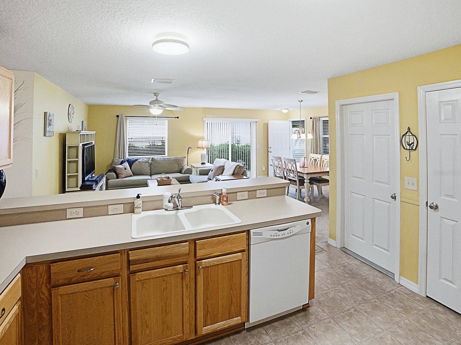 Image 34 of 35 For 1692 Indigo Avenue