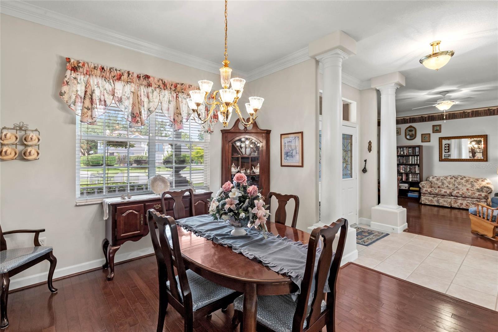 Image 11 of 61 For 19624 Spring Oak Drive