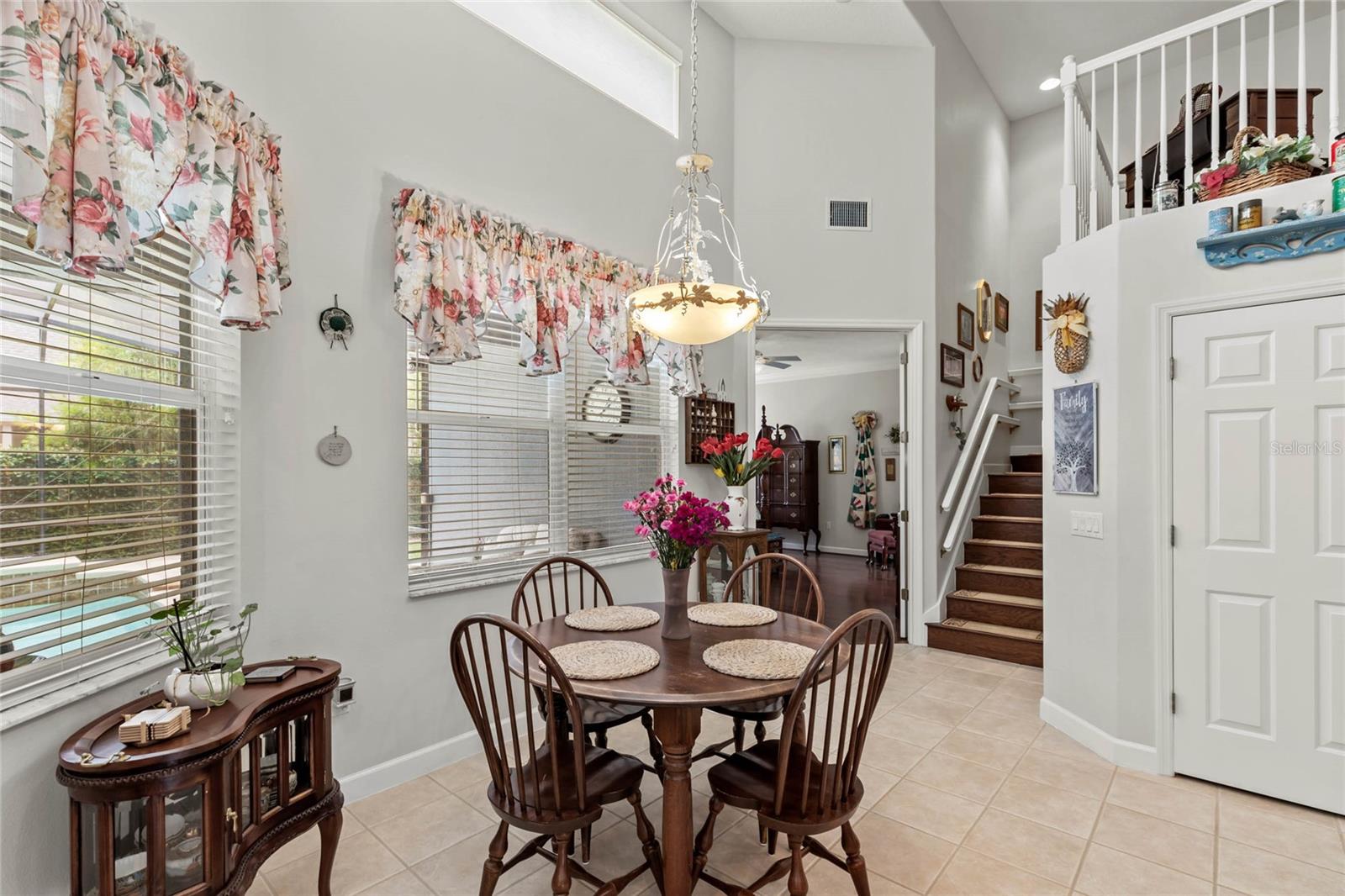 Image 19 of 61 For 19624 Spring Oak Drive