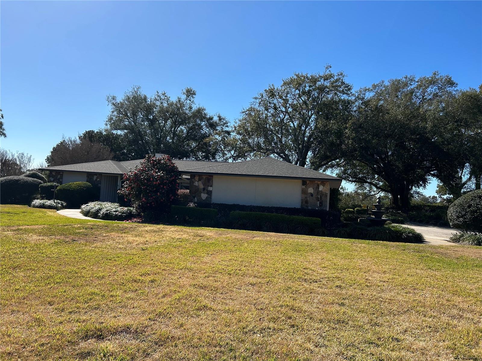 Details for 1920 Sussex Drive, MOUNT DORA, FL 32757