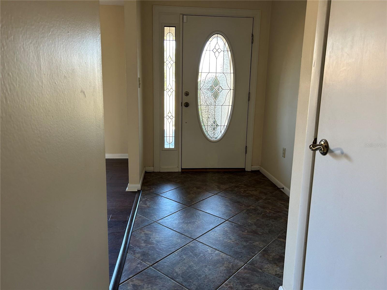 Image 22 of 35 For 1920 Sussex Drive