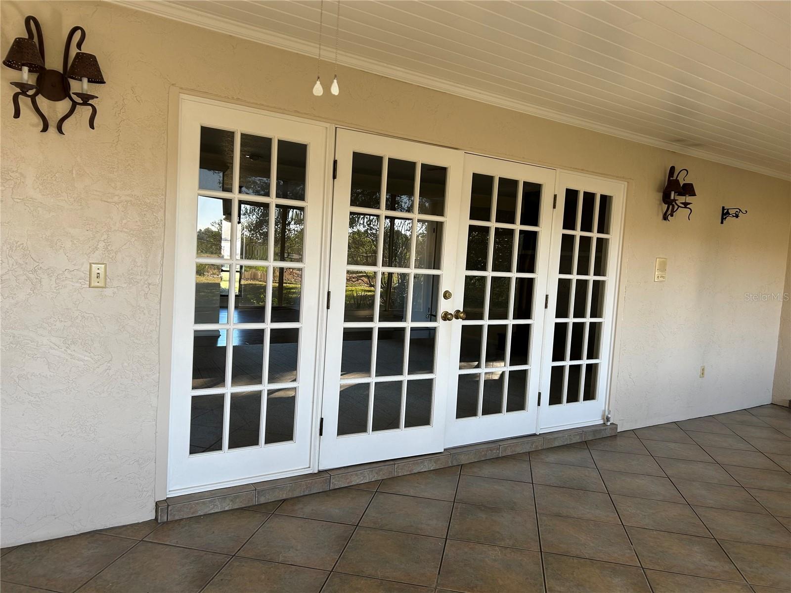 Image 24 of 35 For 1920 Sussex Drive