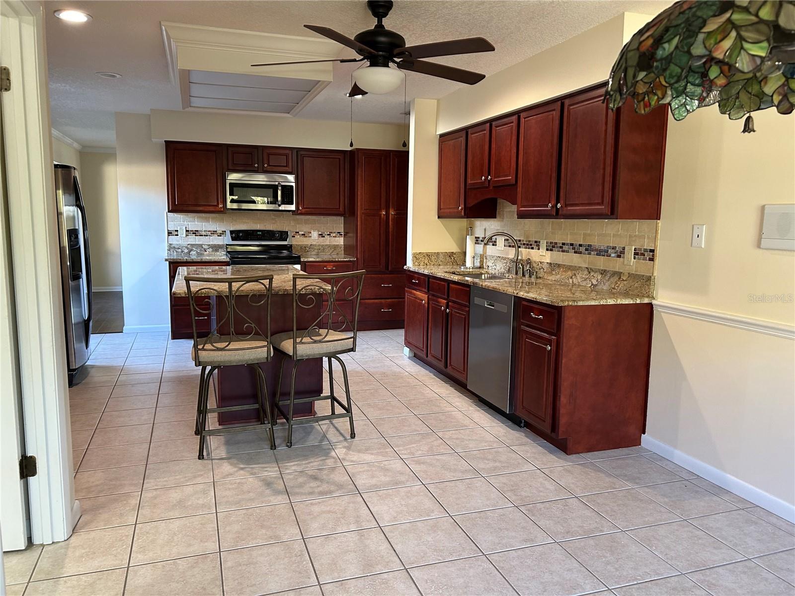 Image 8 of 35 For 1920 Sussex Drive