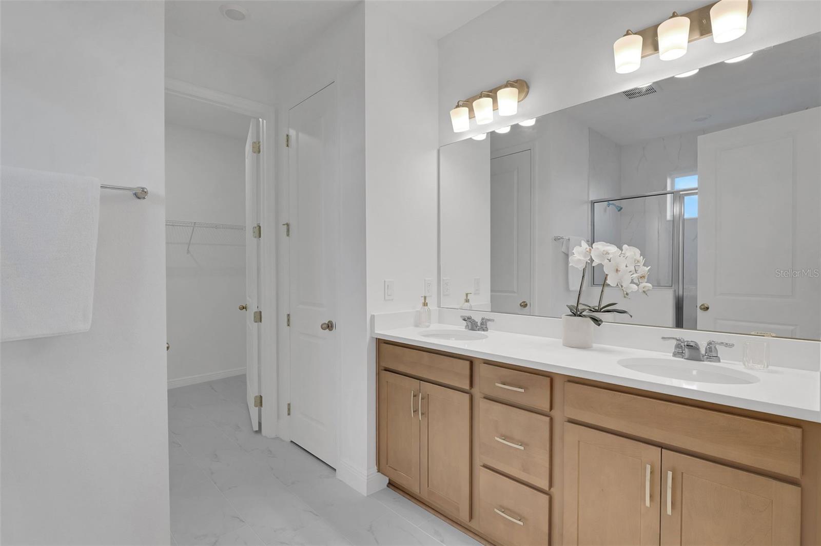 Image 11 of 56 For 1018 Fiesta Key Circle