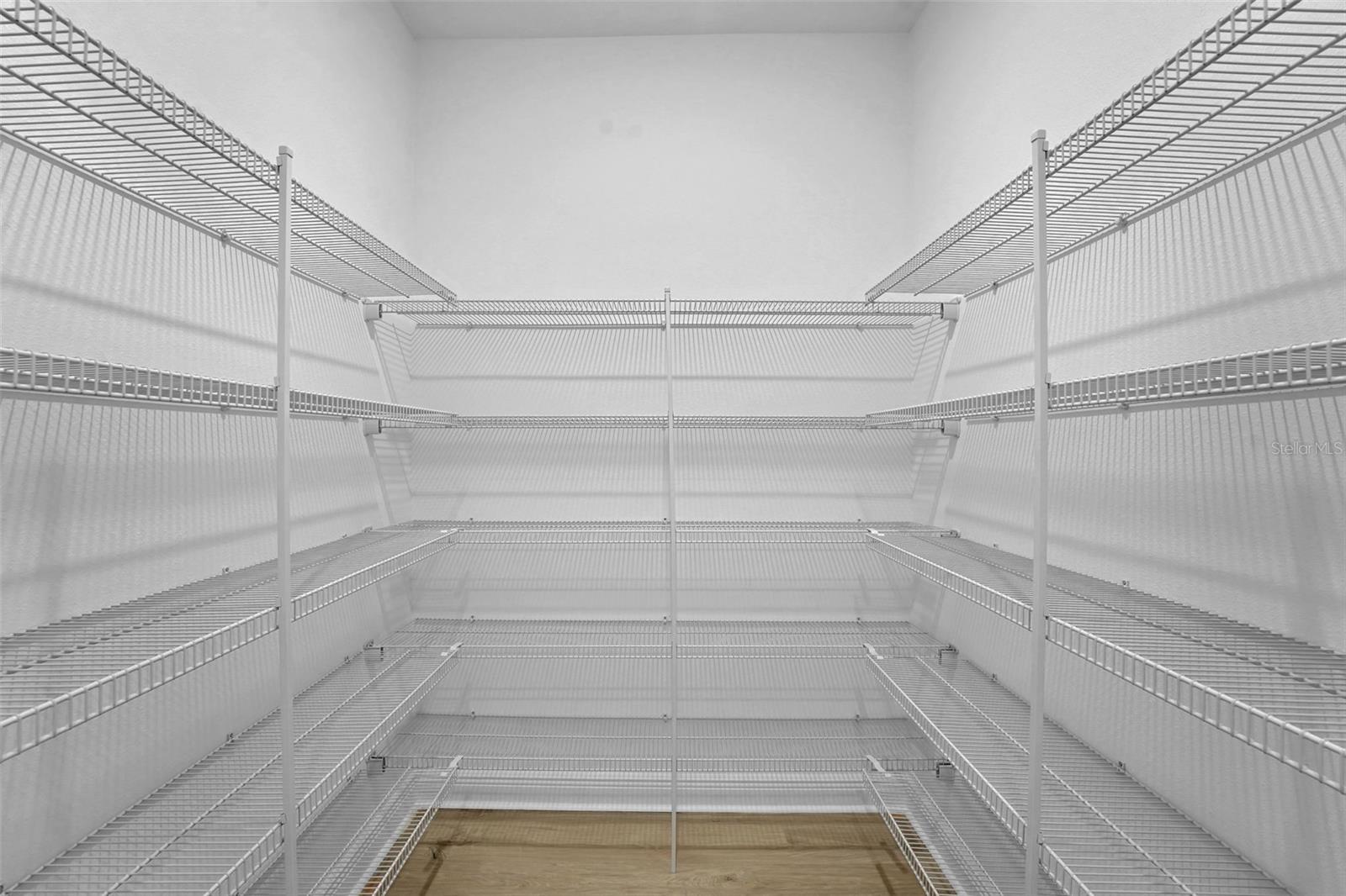 Image 20 of 56 For 1018 Fiesta Key Circle