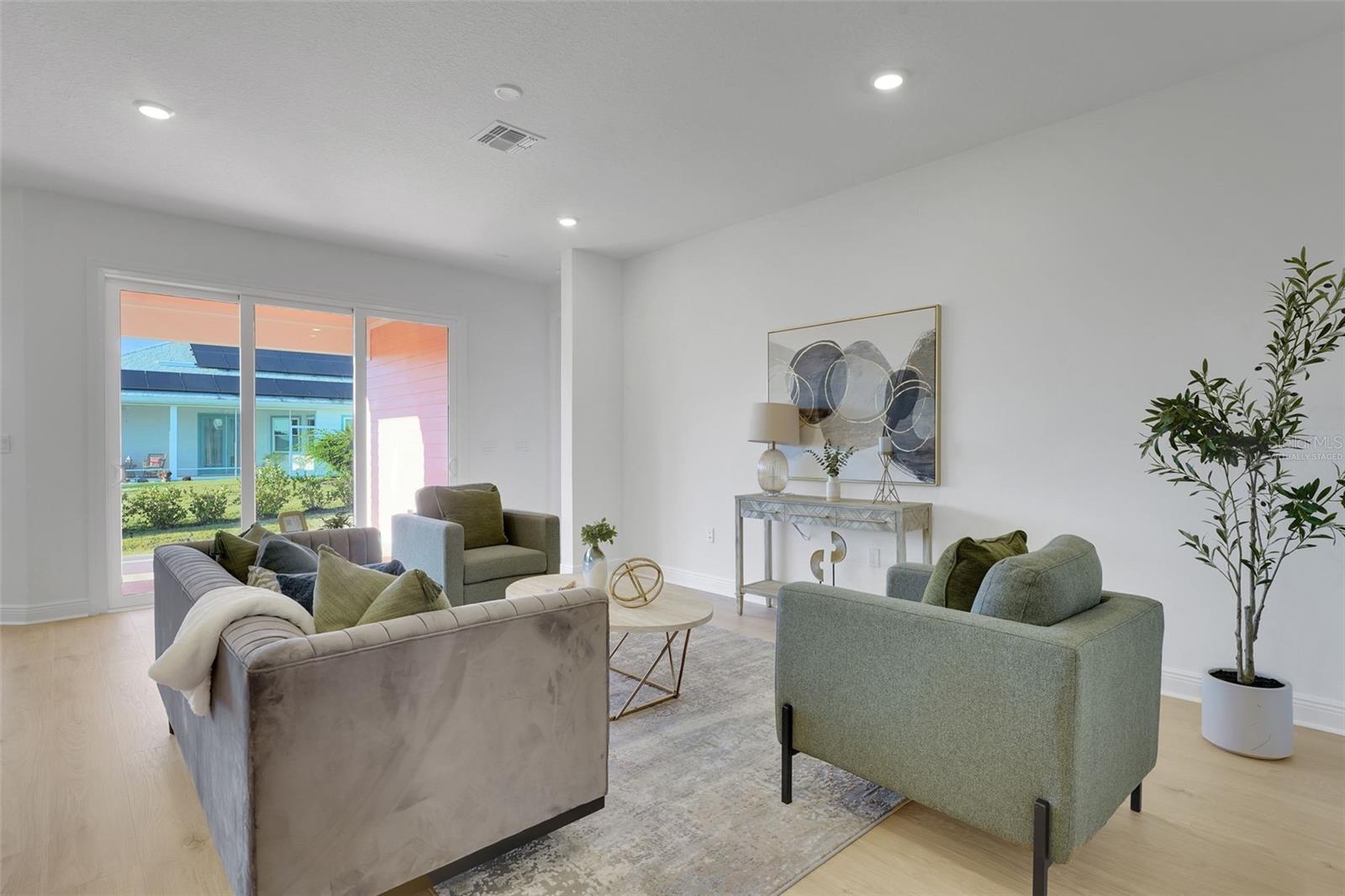 Image 25 of 56 For 1018 Fiesta Key Circle