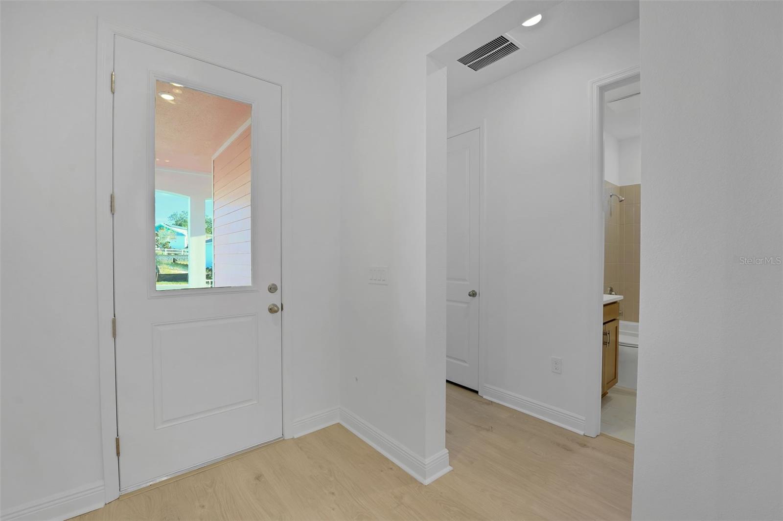 Image 34 of 56 For 1018 Fiesta Key Circle