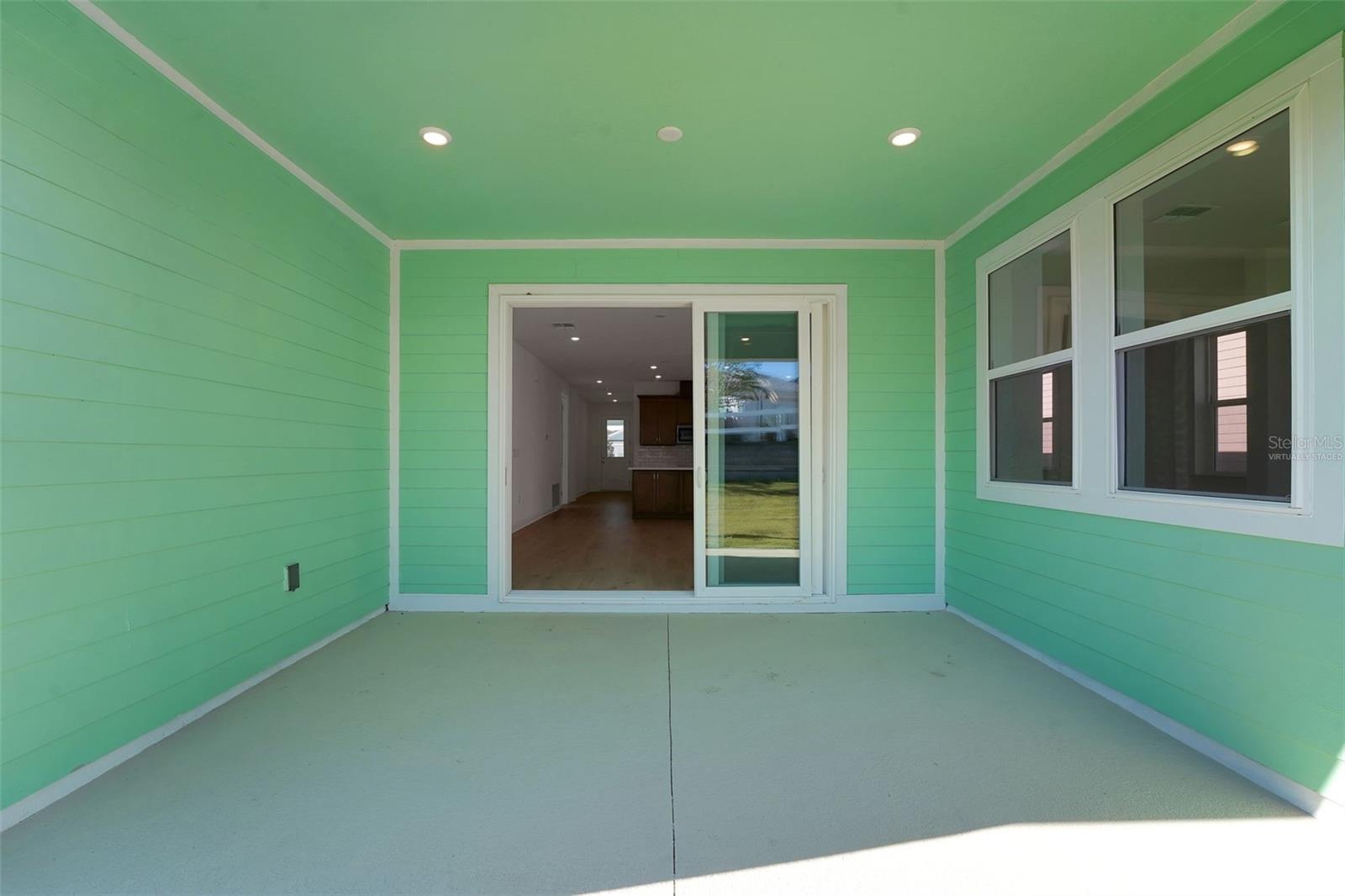 Image 10 of 52 For 999 Fiesta Key Circle