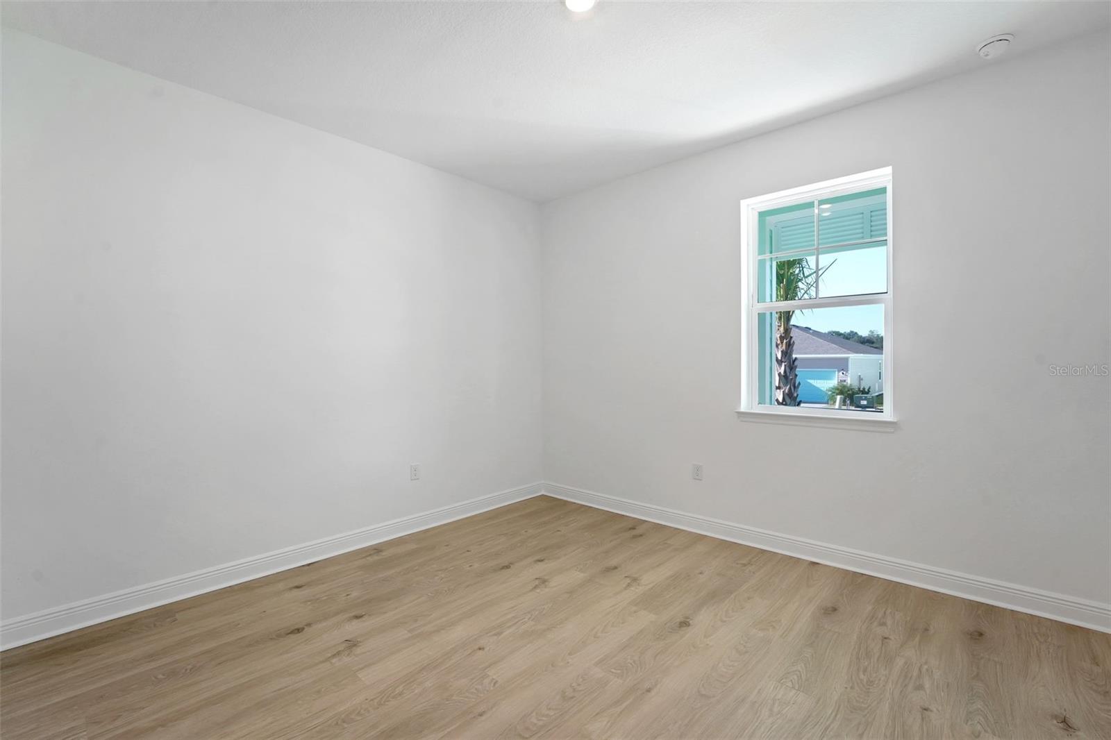 Image 30 of 52 For 999 Fiesta Key Circle